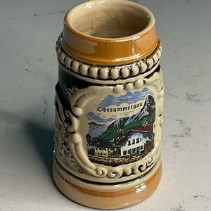 🍻Mini German Stein Oberammergau. A True collector’s itemGreat Condition 3.75”